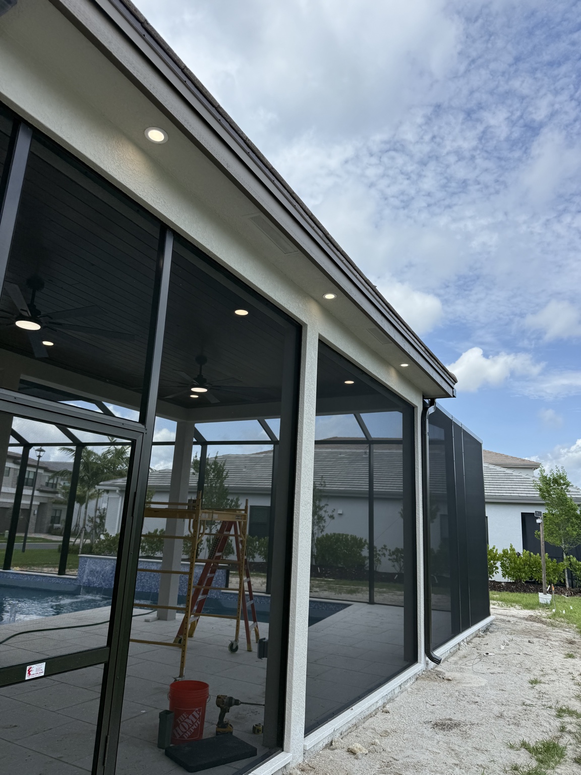 Residential lanai electrical installation